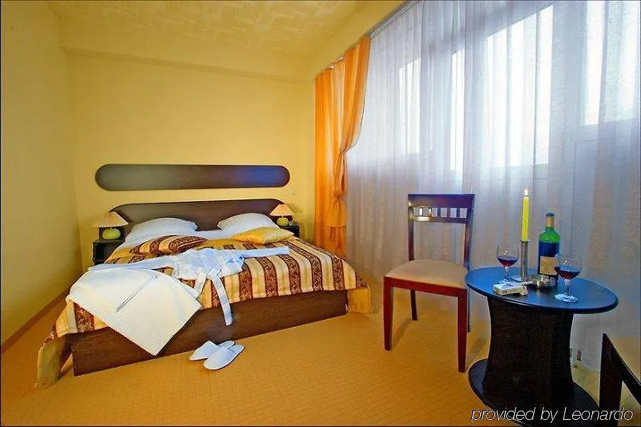 ***  Hotel Charter Otopeni Romania
