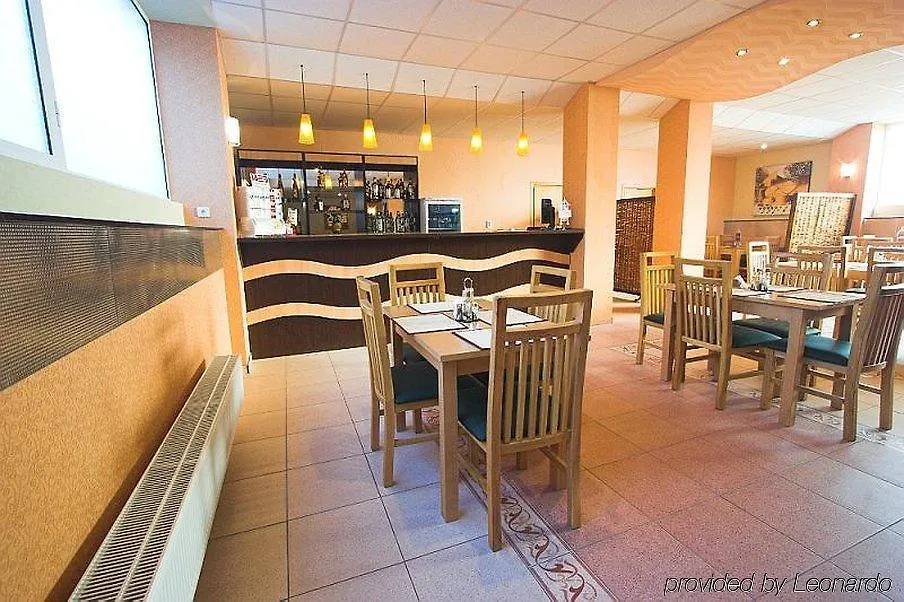 Hotel Charter Otopeni
