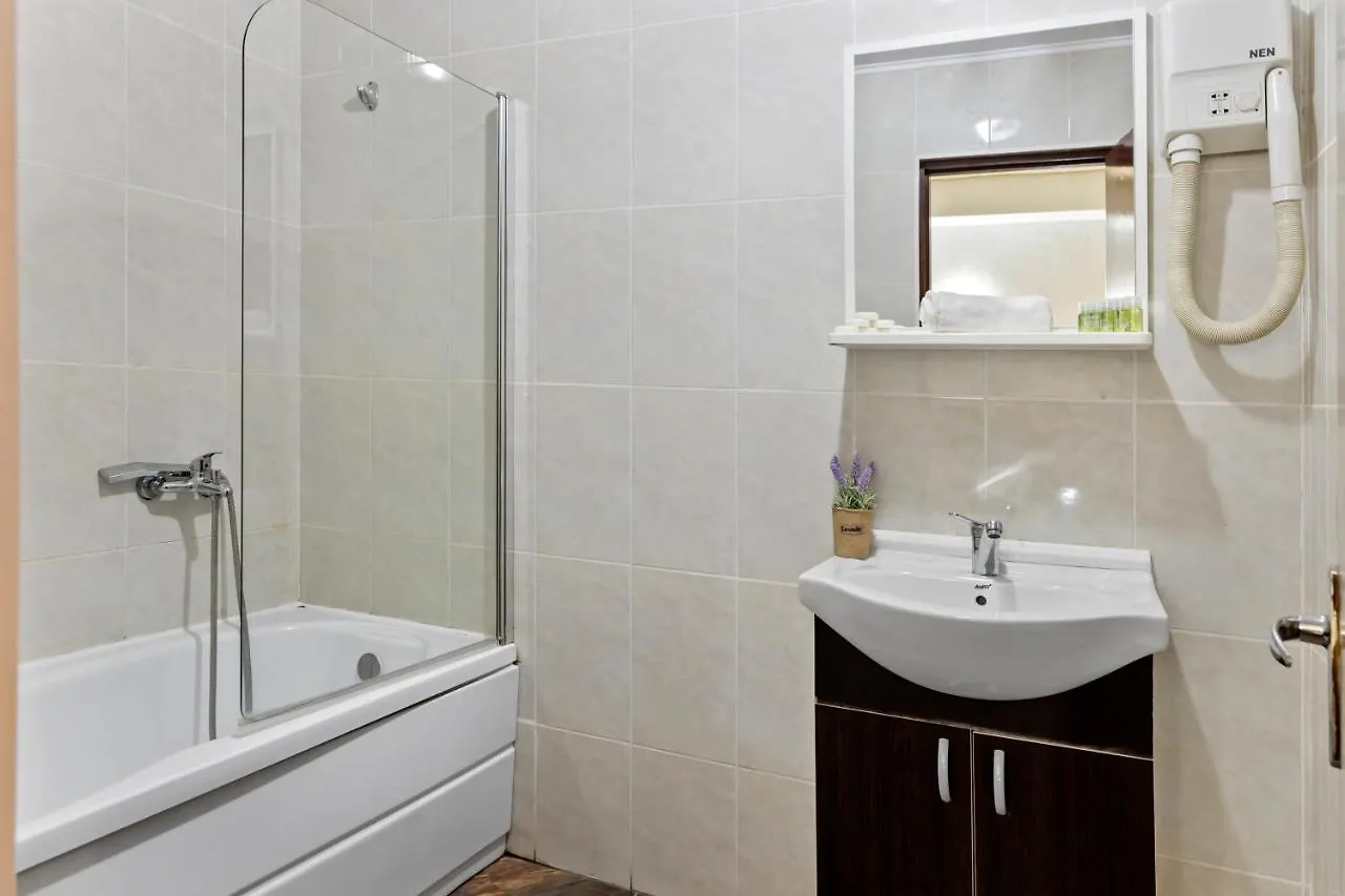 Hotel Charter Otopeni