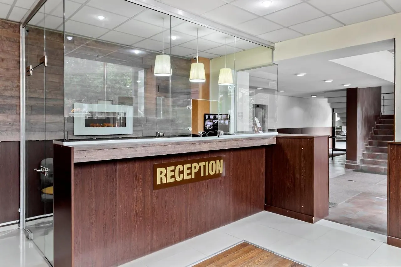 Hotel Charter Otopeni